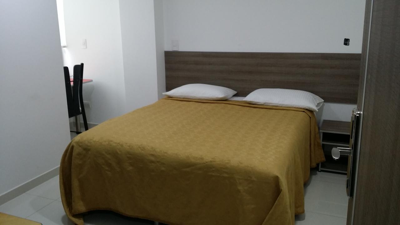 A Bogota On Holidays By Open - Hotel Cas-Embajada Americana Luaran gambar