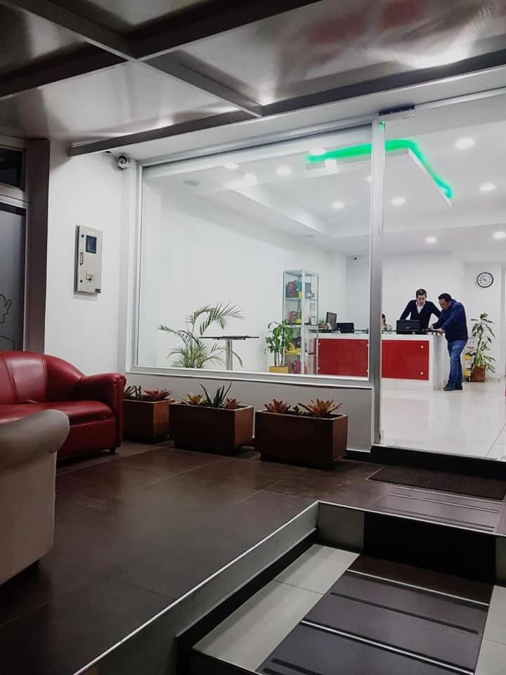 A Bogota On Holidays By Open - Hotel Cas-Embajada Americana Luaran gambar