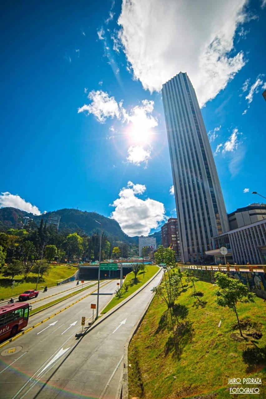 A Bogota On Holidays By Open - Hotel Cas-Embajada Americana Luaran gambar